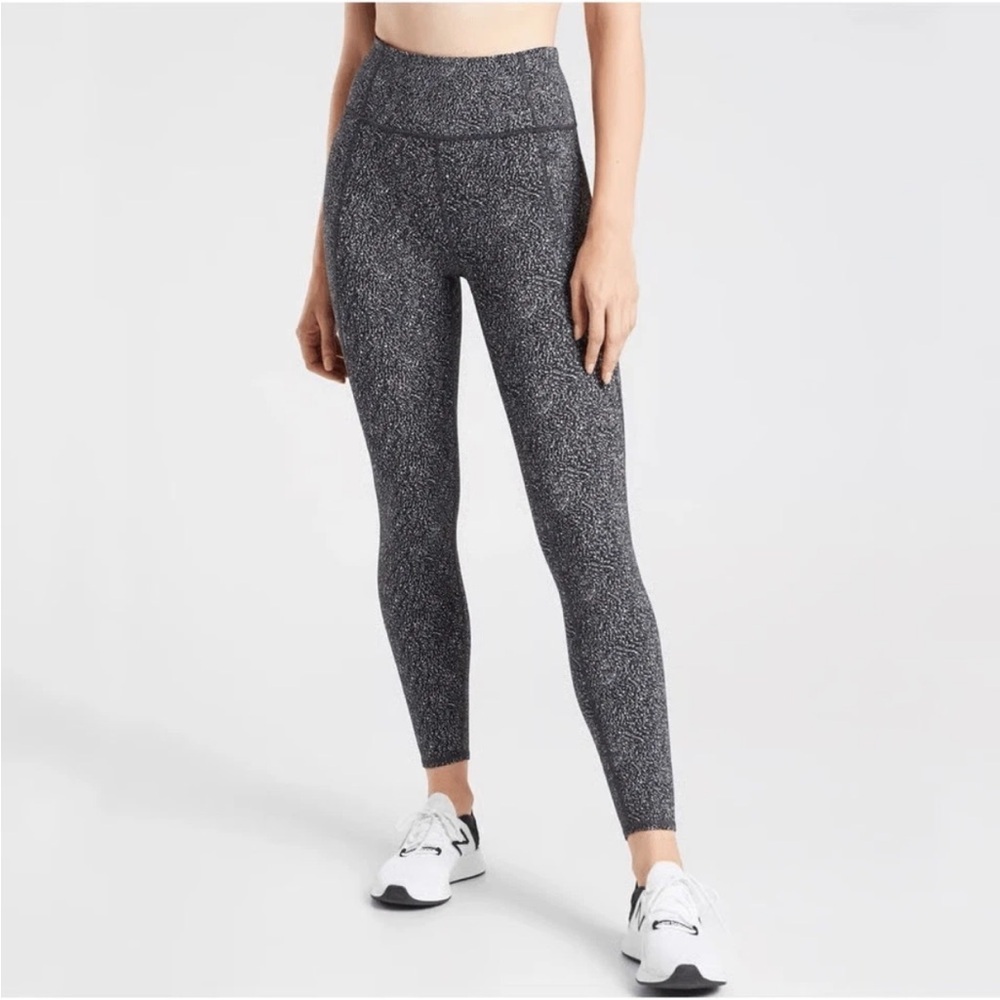 Athleta Lightning Static 7/8 Tight Size Small
